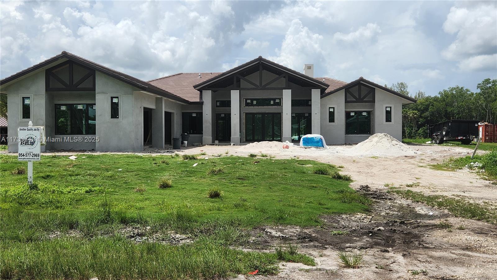 Property Photo: 17510 SW 48th St FL 33331