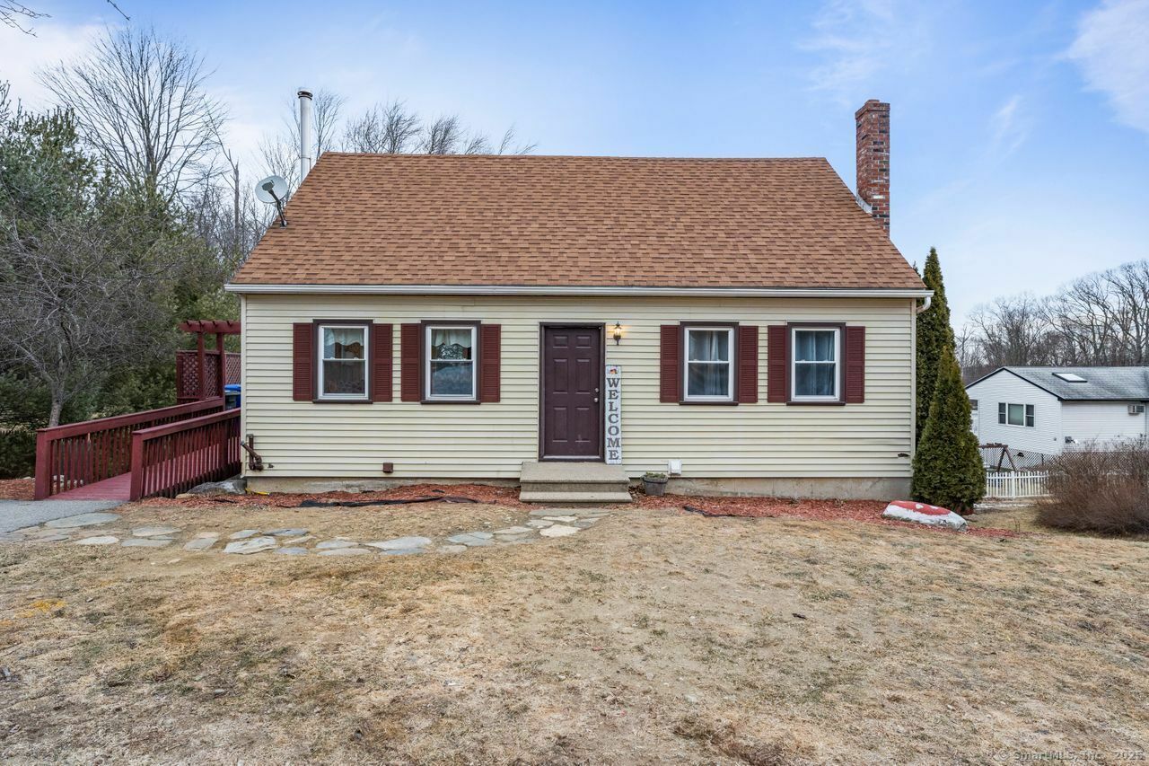 Property Photo:  121 Lawrence Lane  CT 06790 