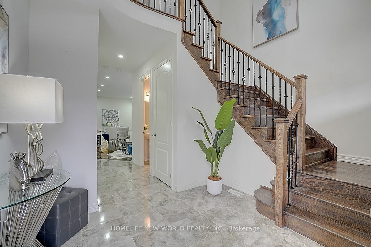 Property Photo: 2497 Bandsman Cres ON L1L 0M1