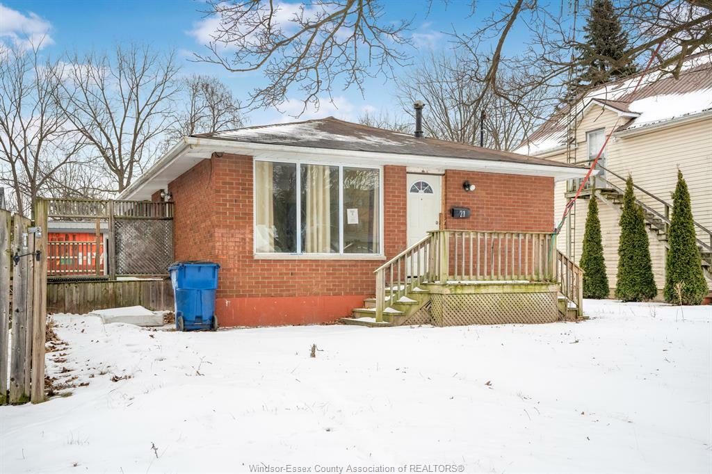 Property Photo:  21 Prince St S  ON N7M 4N7 