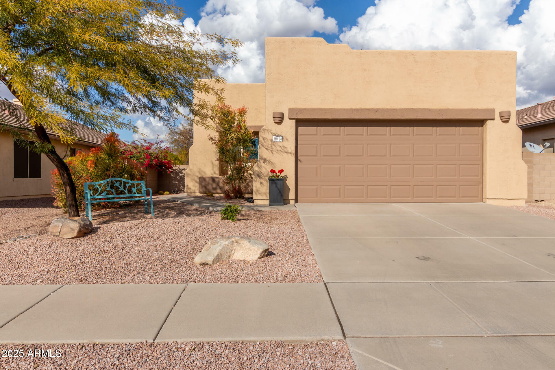 Property Photo:  10454 E Peralta Canyon Drive  AZ 85118 