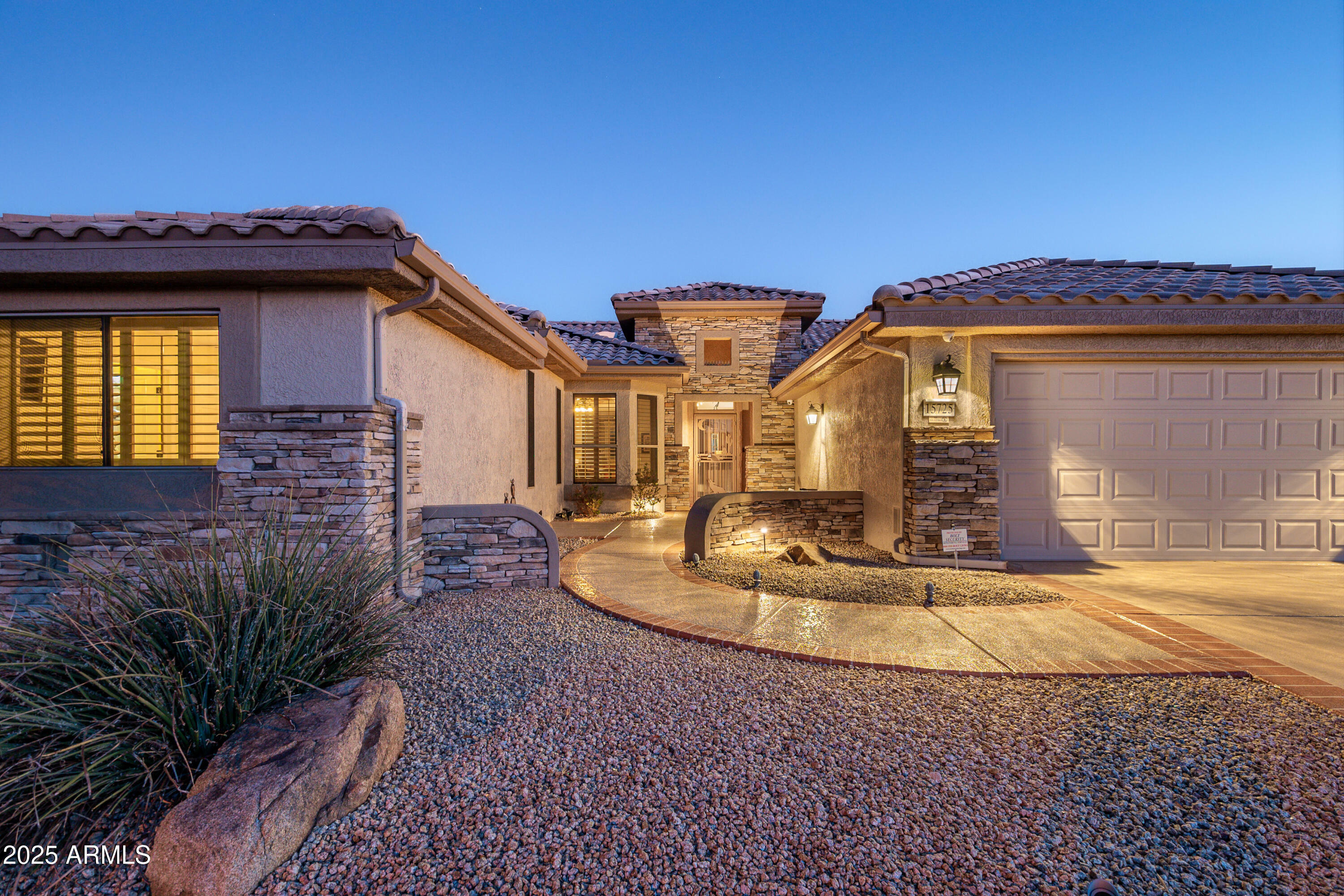 Property Photo:  15725 W Linksview Drive  AZ 85374 