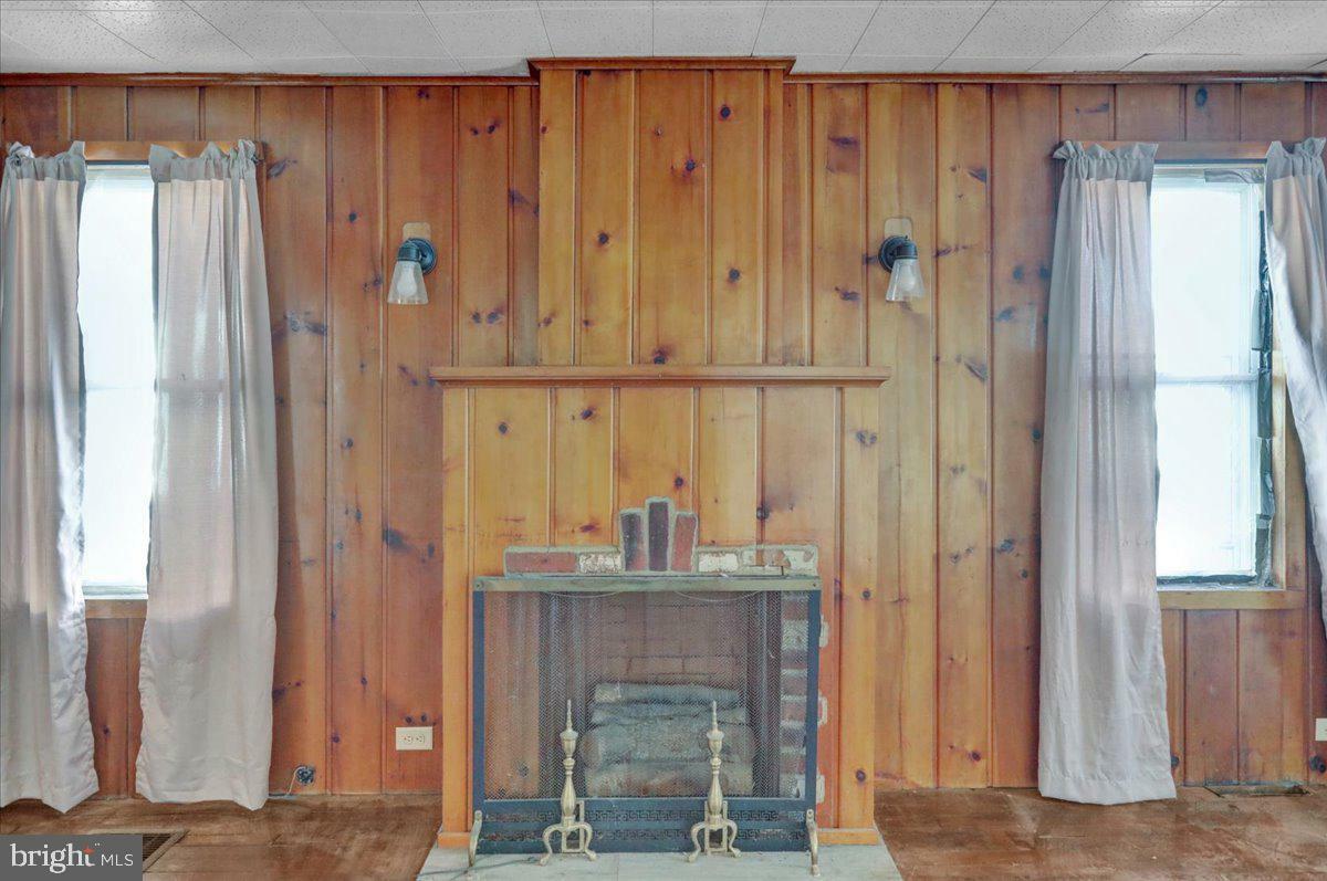 Property Photo:  196 Sportsman Road  PA 19565 