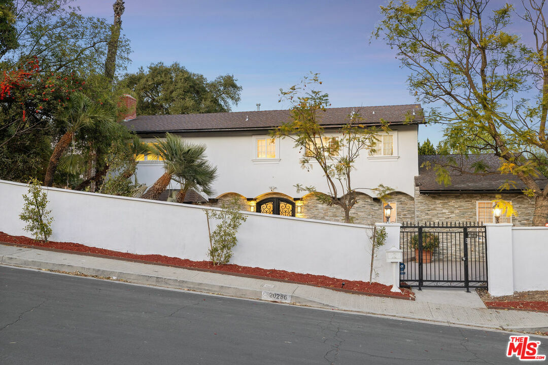 Property Photo:  20286   Allentown Dr  CA 91364 