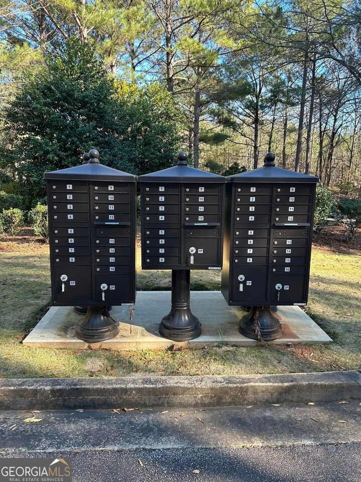 Property Photo:  291 Retreat Trail  GA 30240 