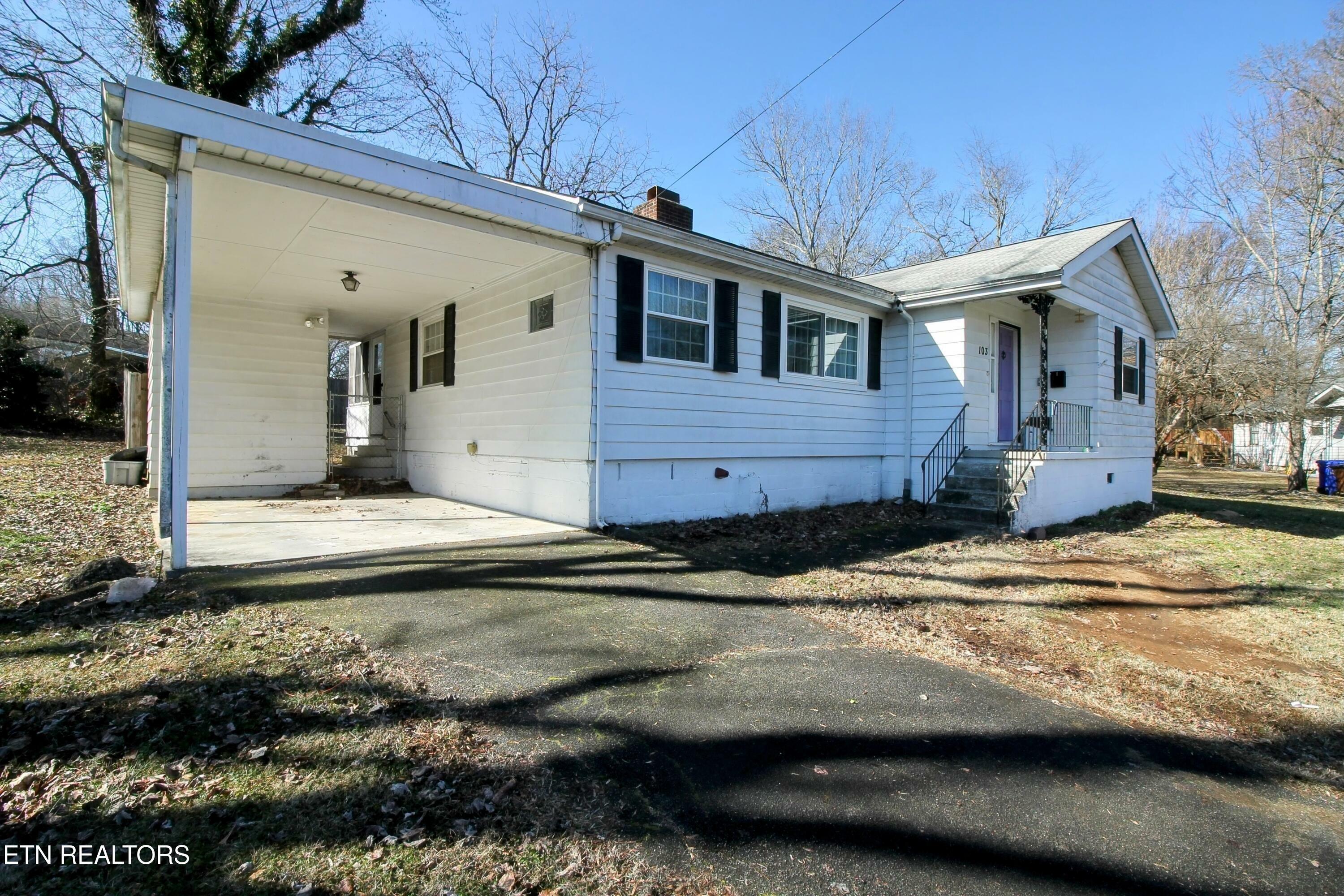 Property Photo:  103 Essex Lane  TN 37830 