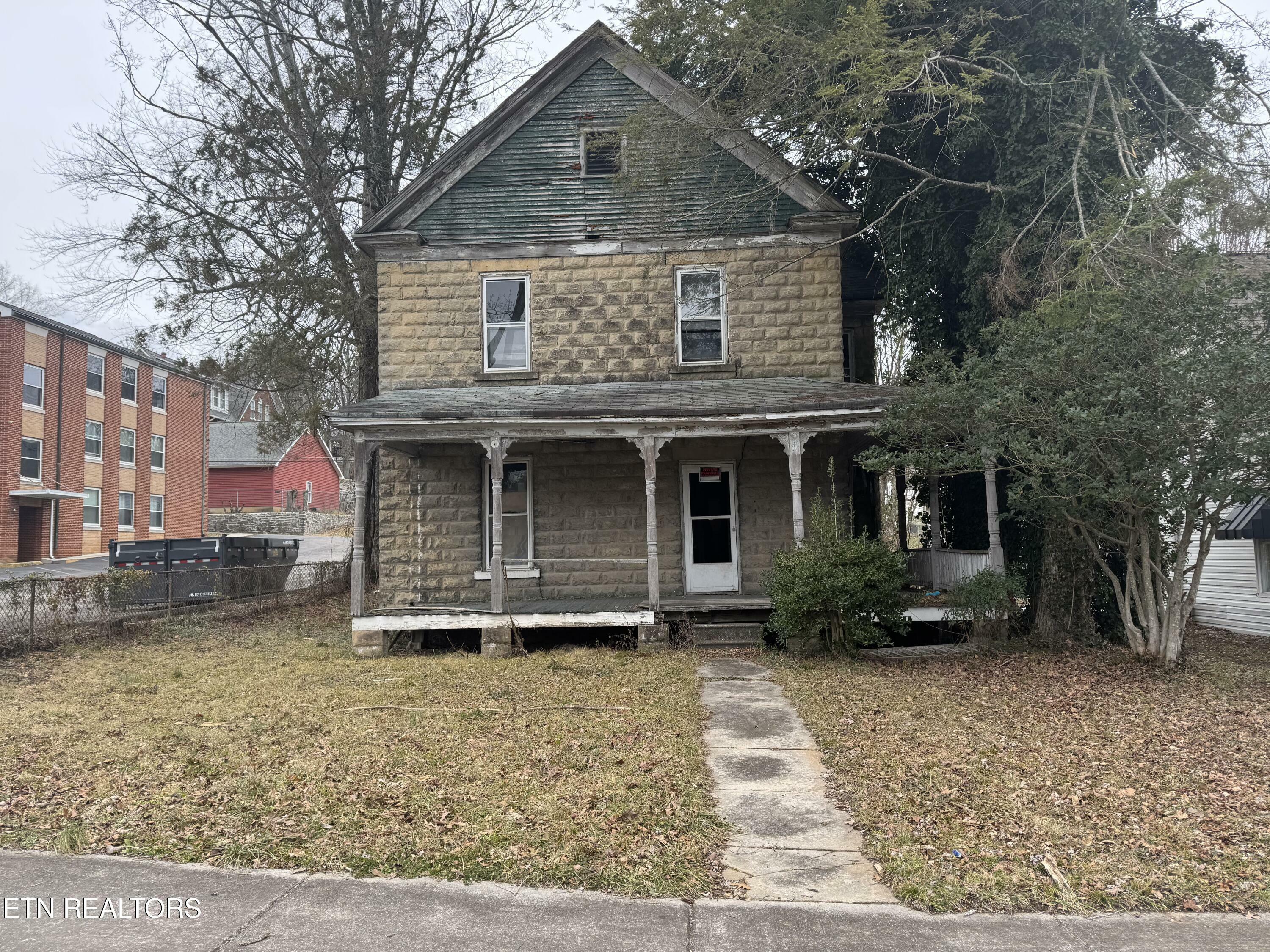 Property Photo:  316 Morgan Ave  TN 37748 