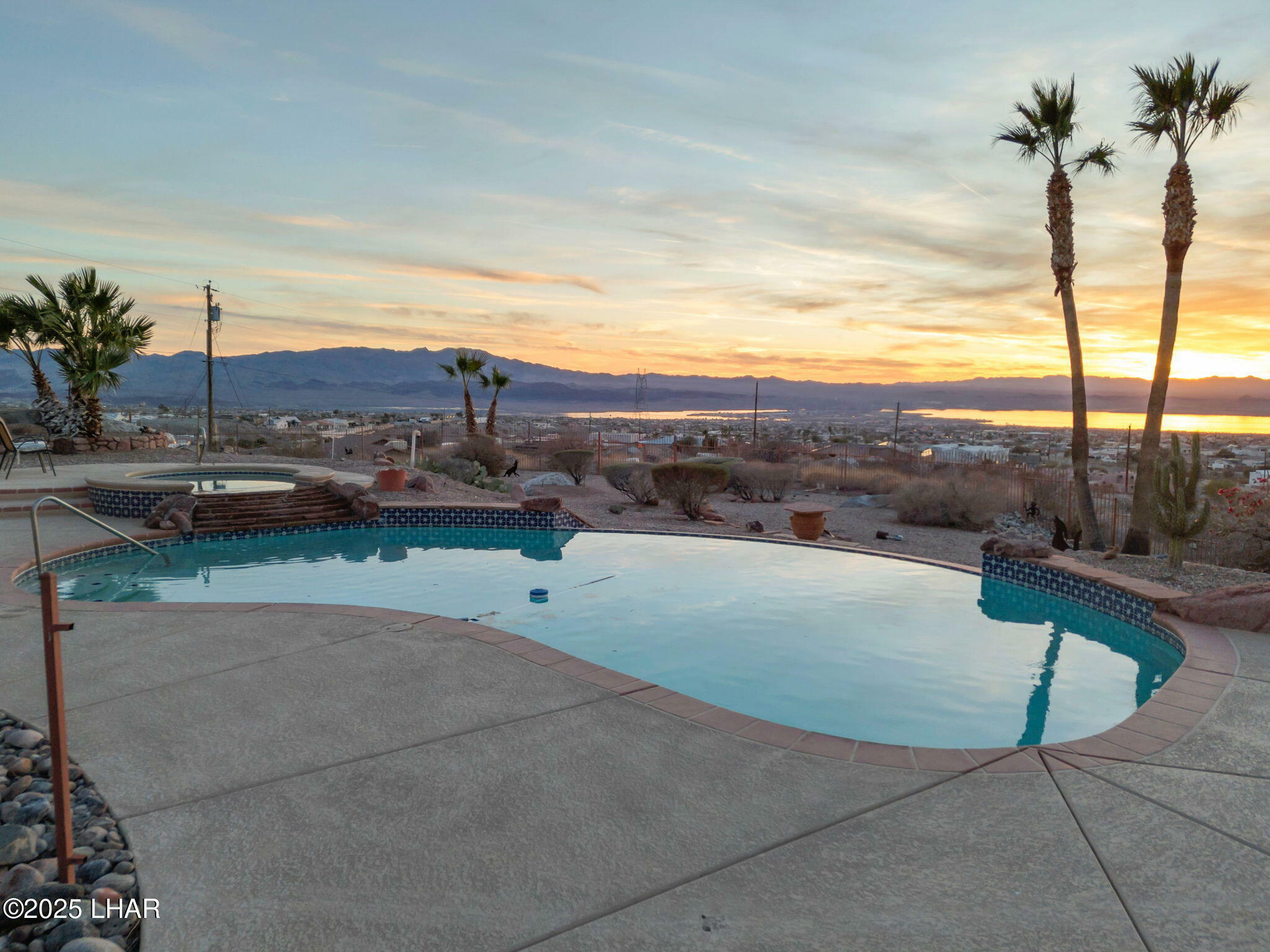 Property Photo: 3501 Amberwood Pl AZ 86404