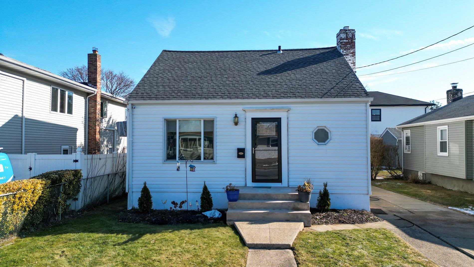 Property Photo: 675 Jennings Avenue NY 11552