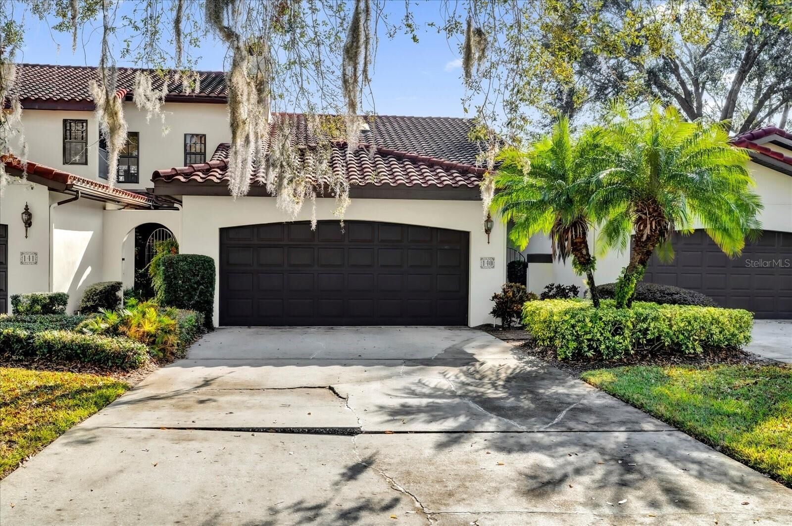 Property Photo: 140 Stratford Court FL 33844