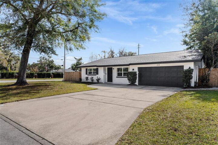 Property Photo:  3118 Clemwood Street  FL 32803 