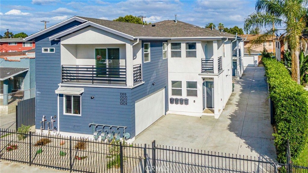 Property Photo:  10820 Long Beach Boulevard  CA 90262 