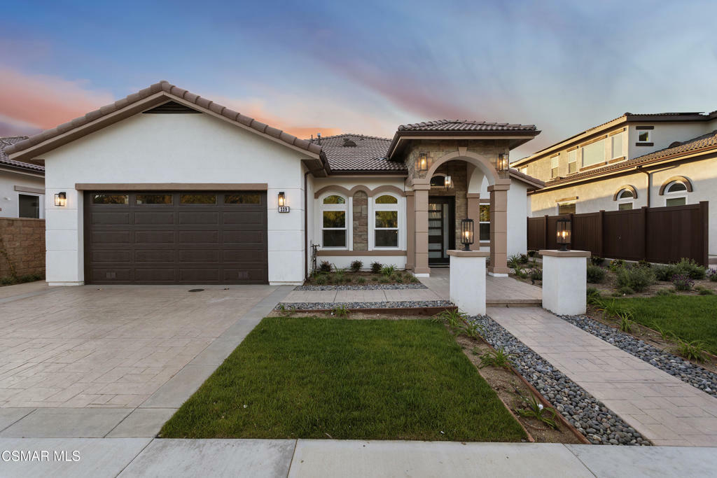 Property Photo: 339 Toyon Court CA 91362
