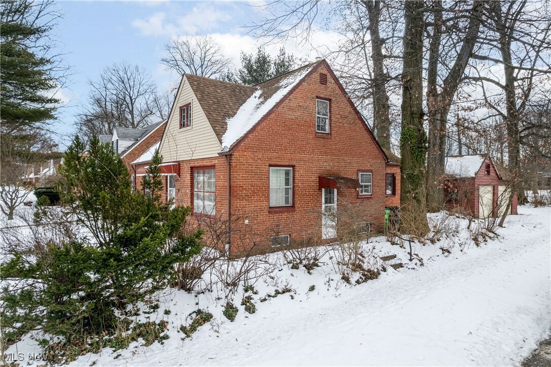 Property Photo:  4262 W Anderson Road  OH 44121 