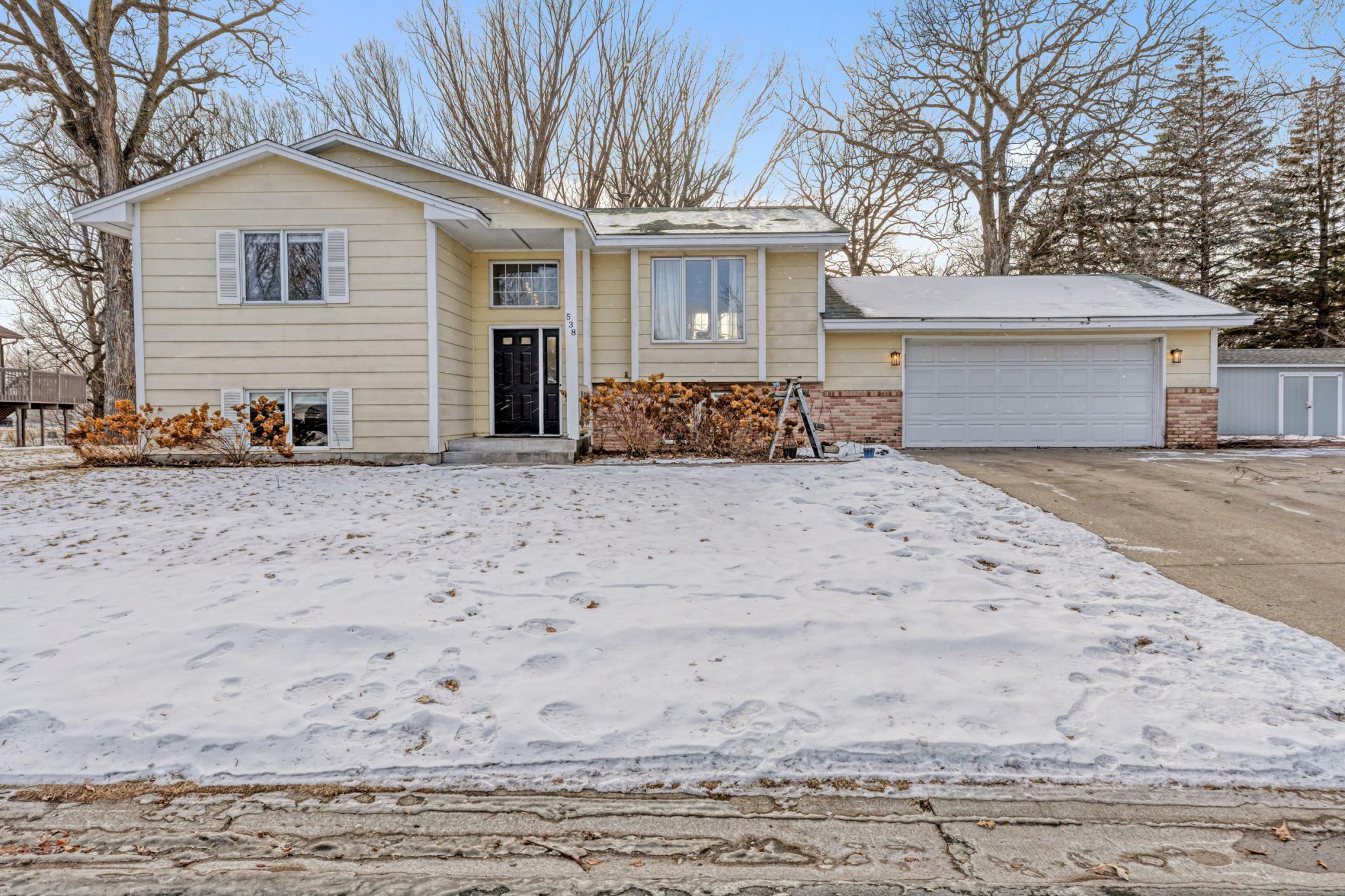 Property Photo:  538 Devonshire Drive  MN 55397 