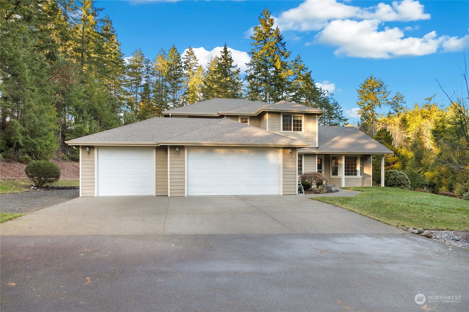 Property Photo:  381 SW Ragle Court  WA 98367 