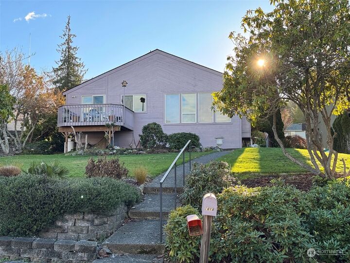 1618 E 4th  Port Angeles WA 98362 photo