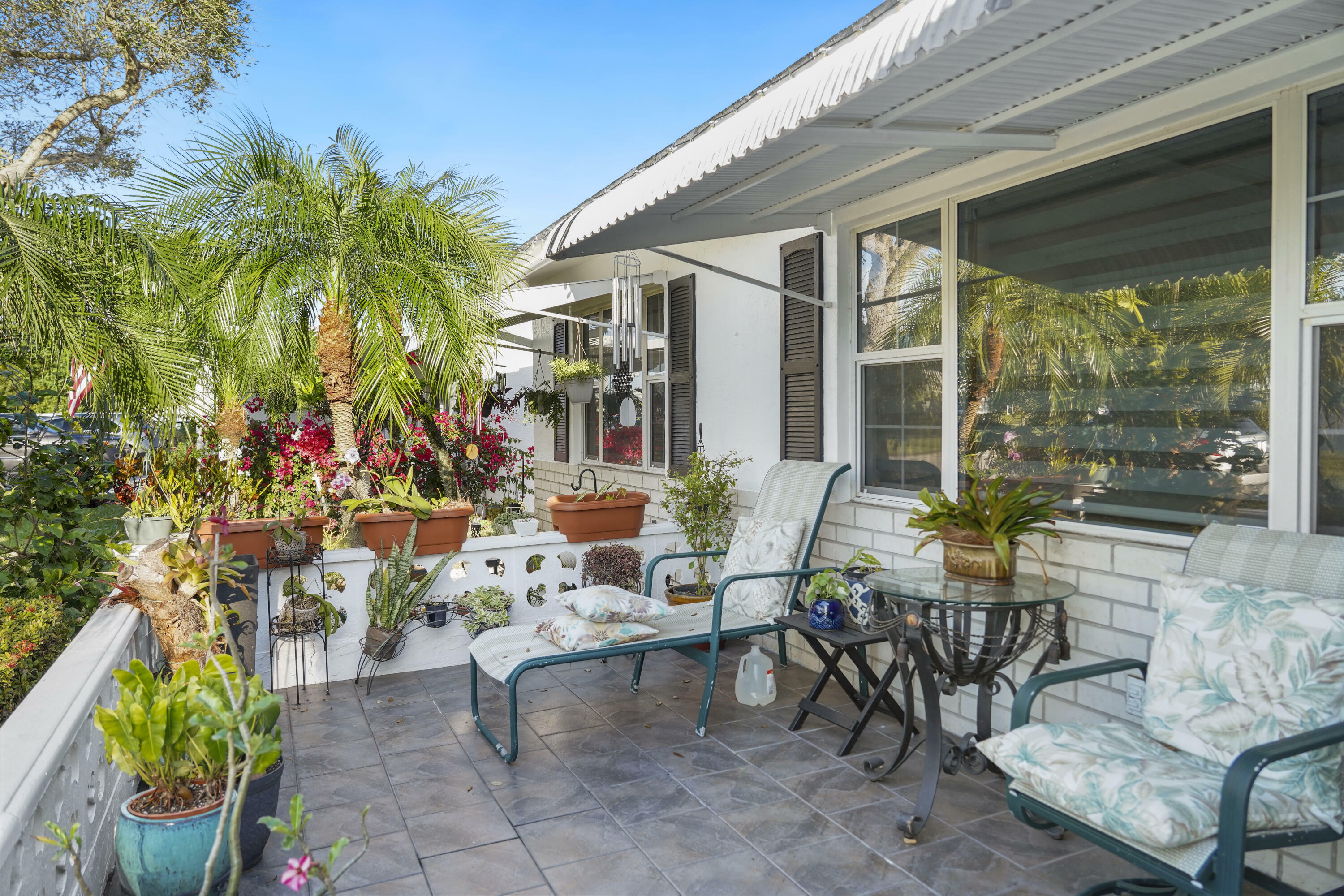 Property Photo:  1726 SW 19th Drive  FL 33426 