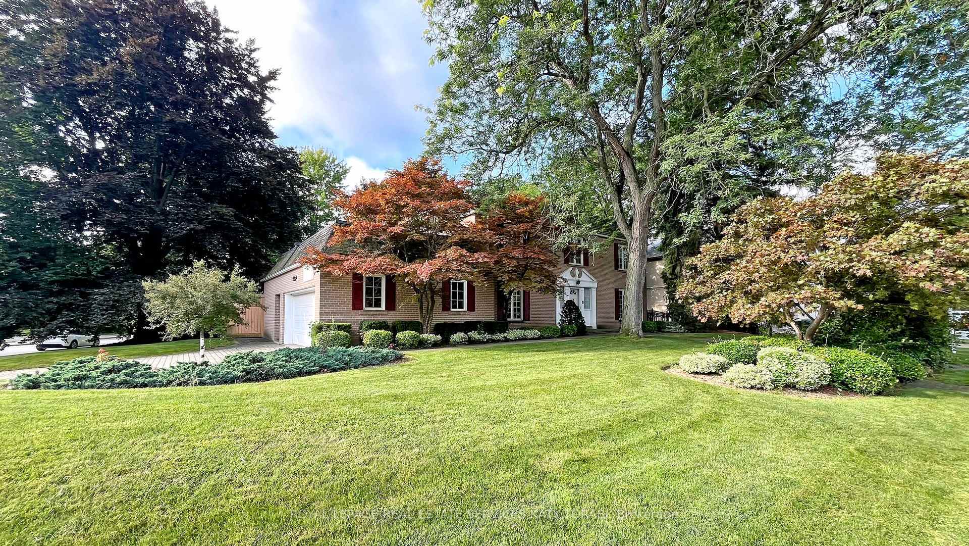 Property Photo: 31 Saintfield Ave ON M3C 2M7