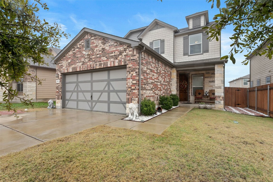 Property Photo:  905 Solitude Drive  TX 78660 