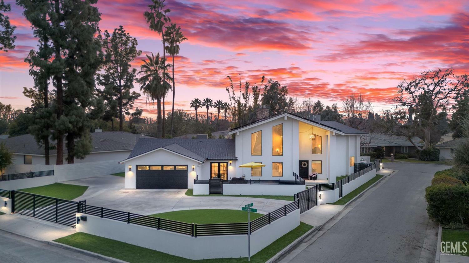 841 Fairway Drive  Bakersfield CA 93309 photo
