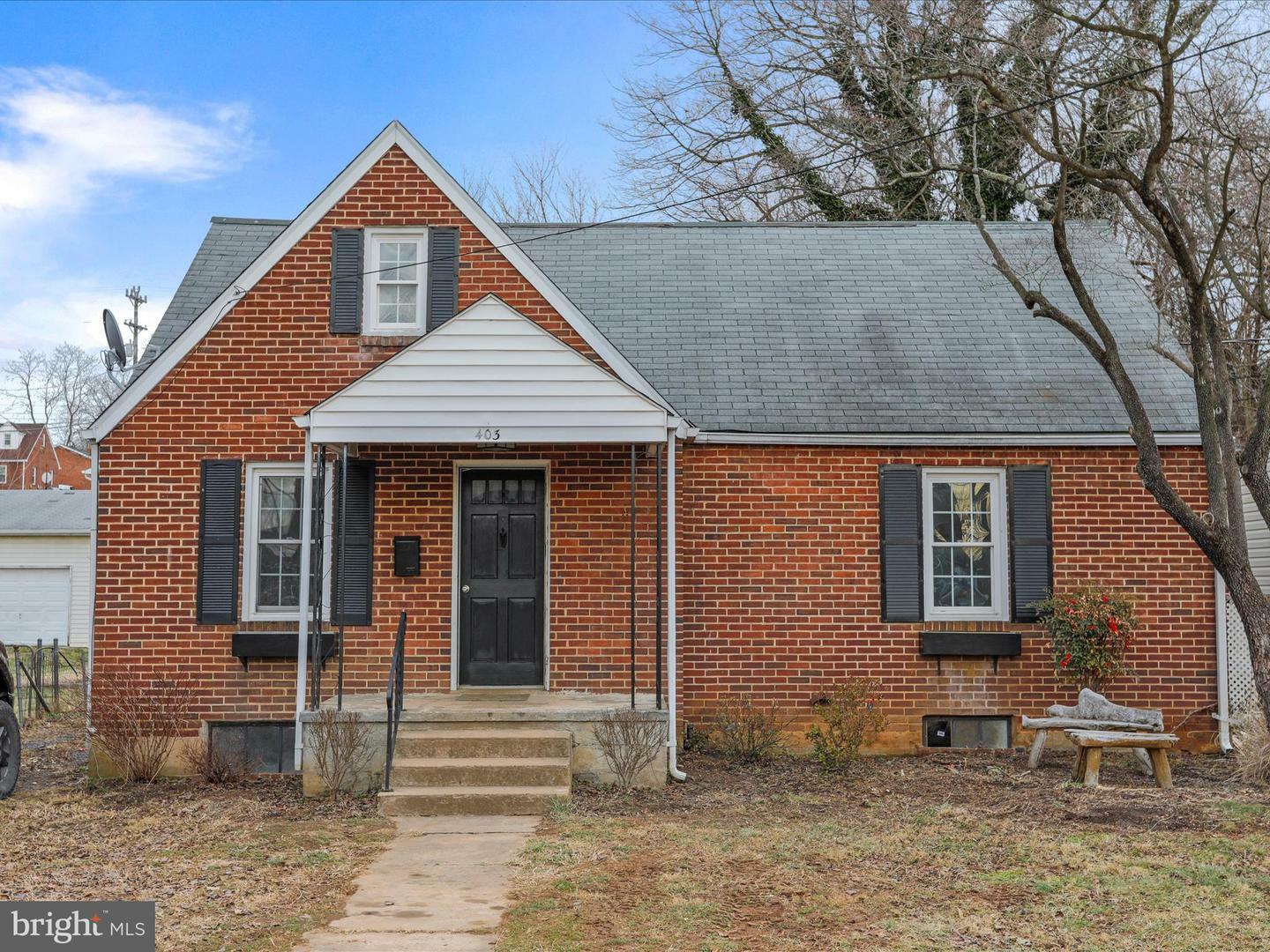 Property Photo:  403 Duncan Avenue  VA 22630 