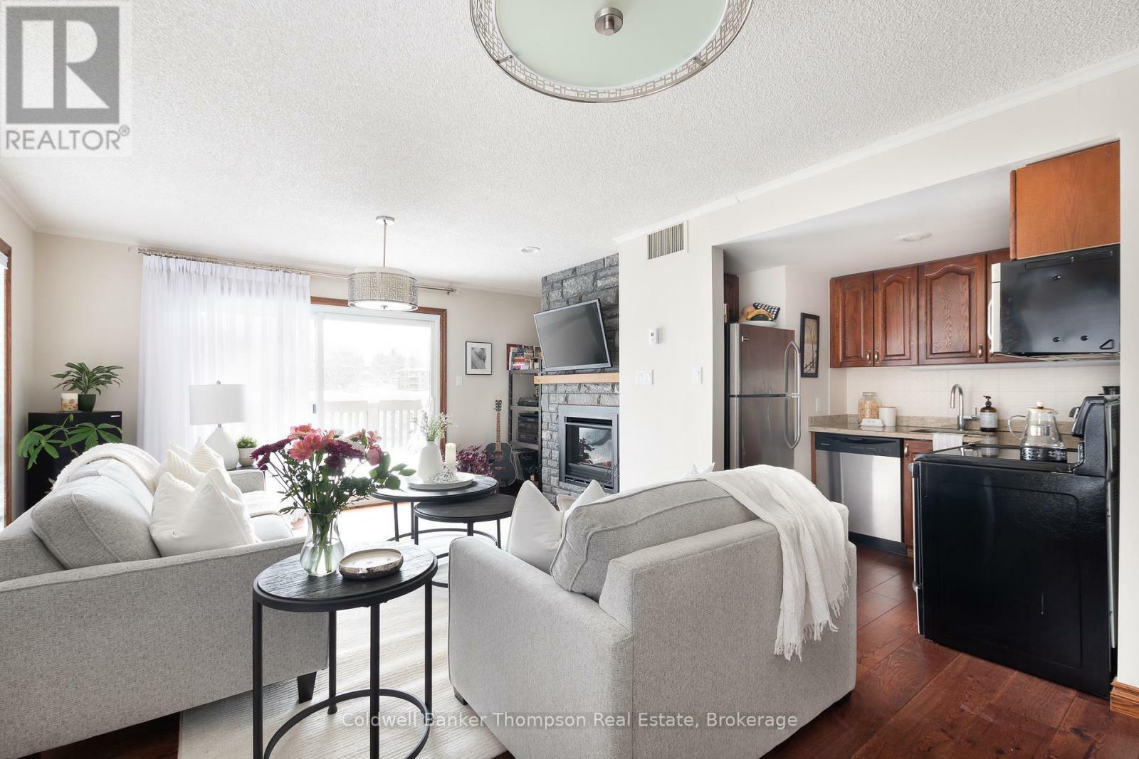 Photo de la propriété:  34 Deerhurst Greens Road 301  ON P1H 1A9 