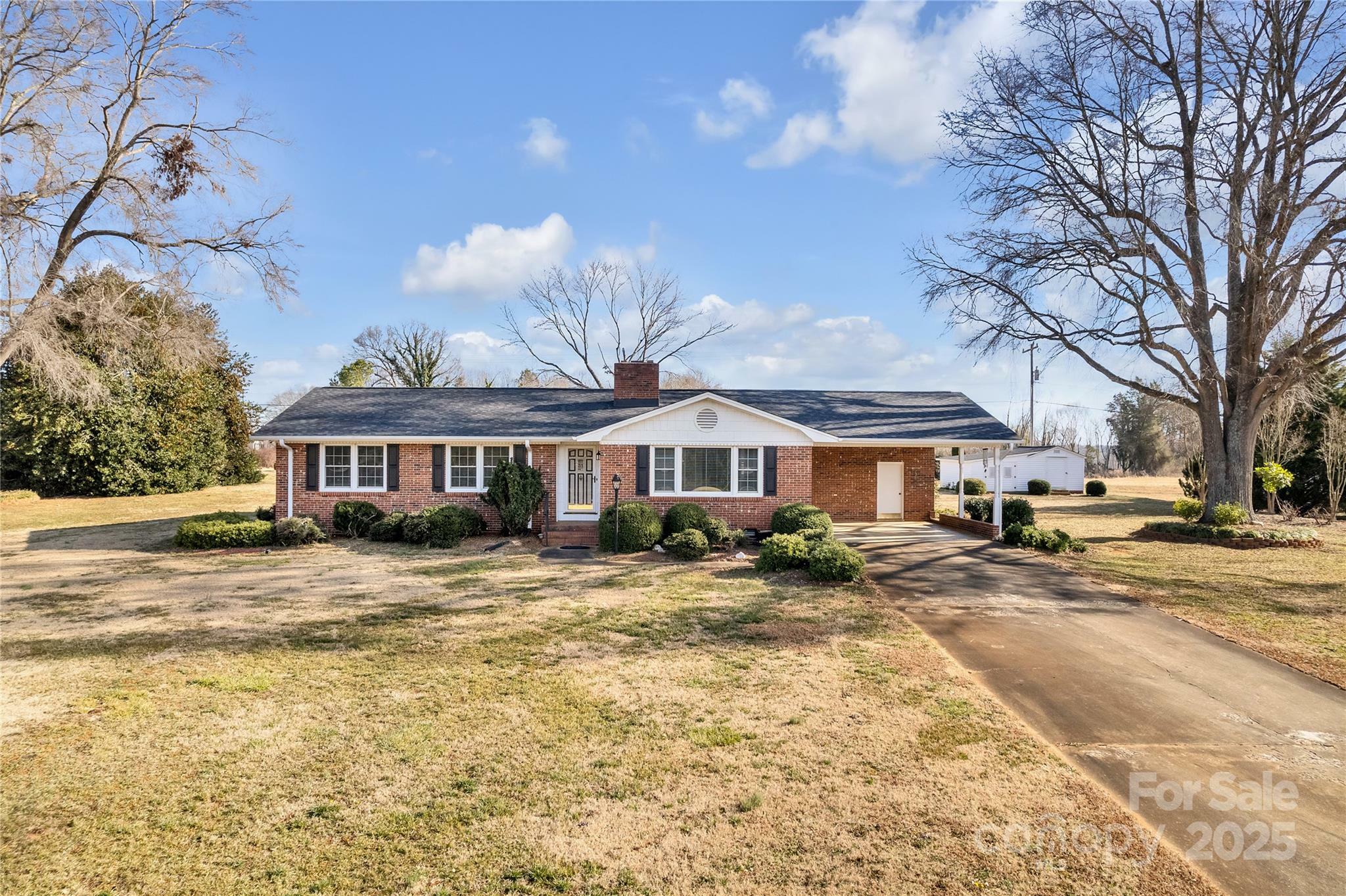 Property Photo:  3003 River Road  NC 28152 