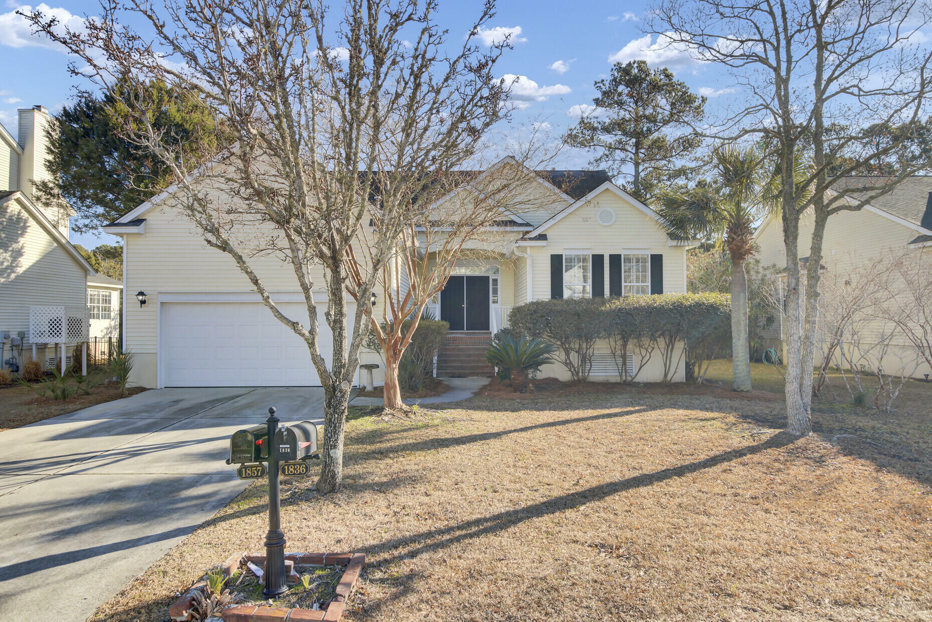 Property Photo:  1857 Palmetto Isle Drive  SC 29466 