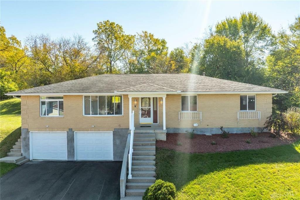 Property Photo: 635 Doral Drive OH 45385