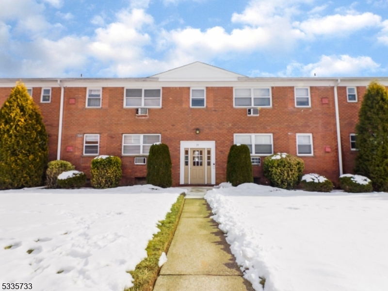 Property Photo: 29 Knox Ter 2D NJ 07470