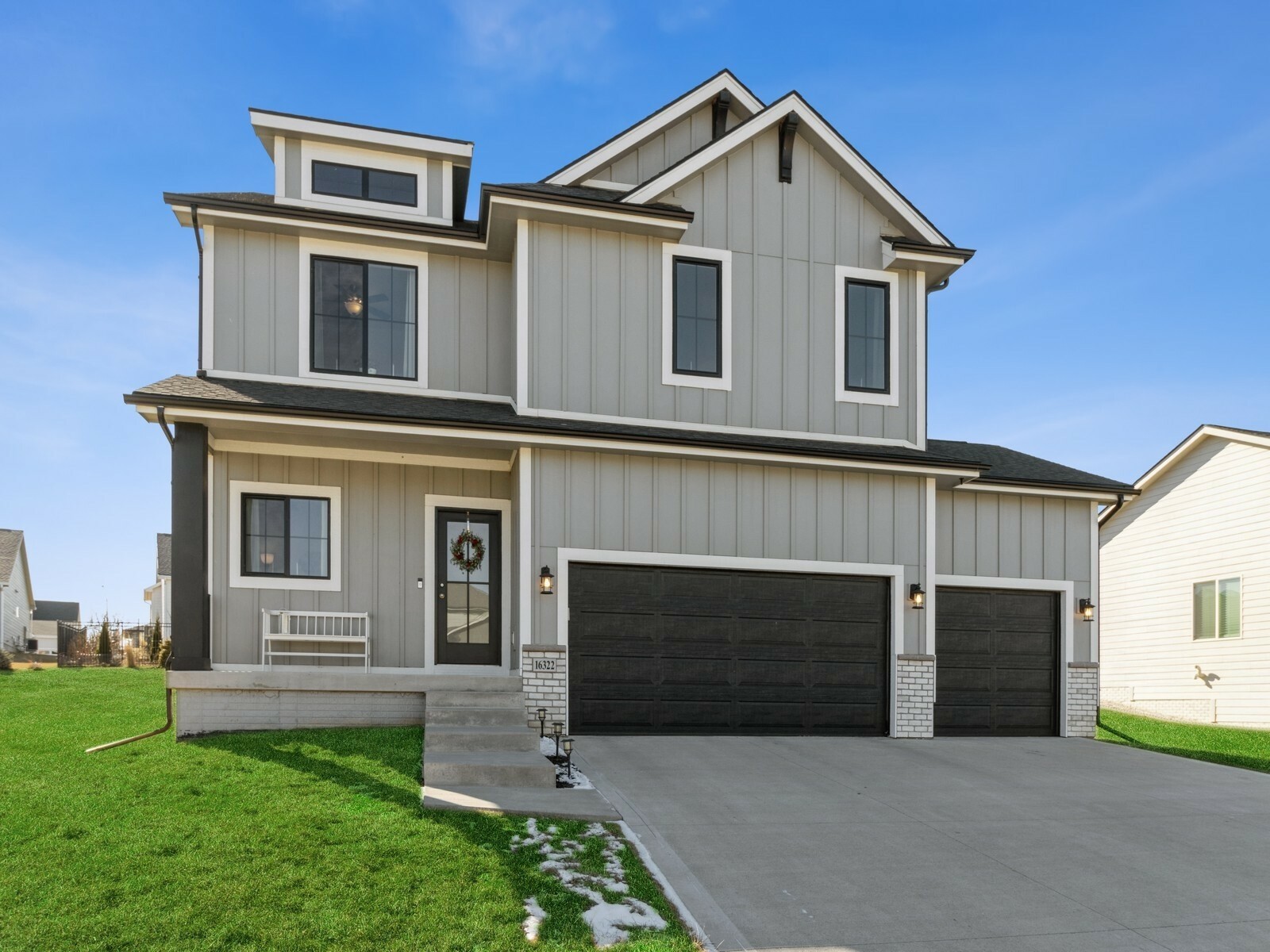 16322 Springbrook Trail  Urbandale IA 50323 photo