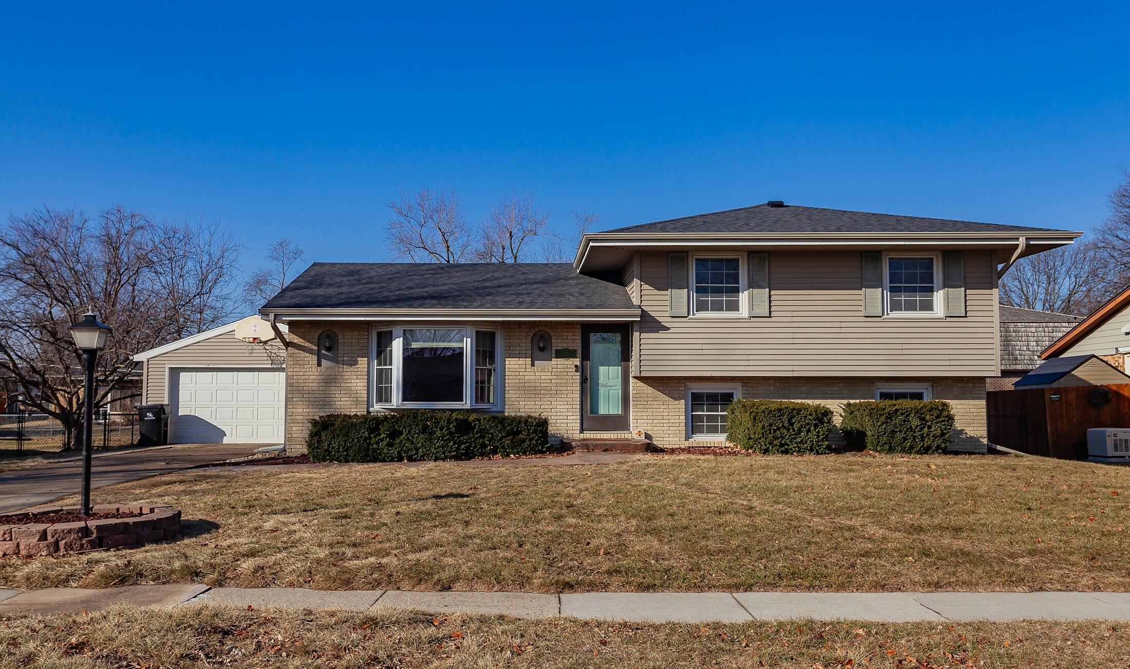 Property Photo:  705 Timberlane Drive  IA 50124 