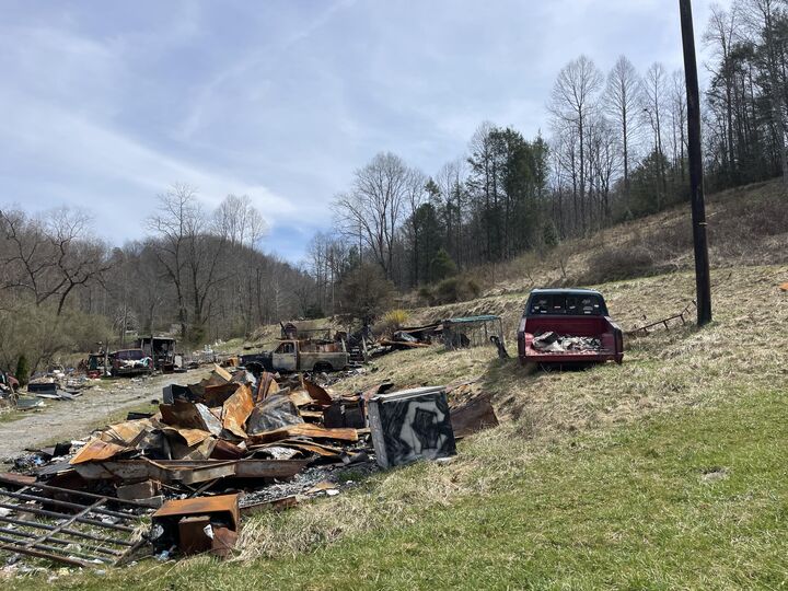 Property Photo: 17302 S Highway 421 KY 40820