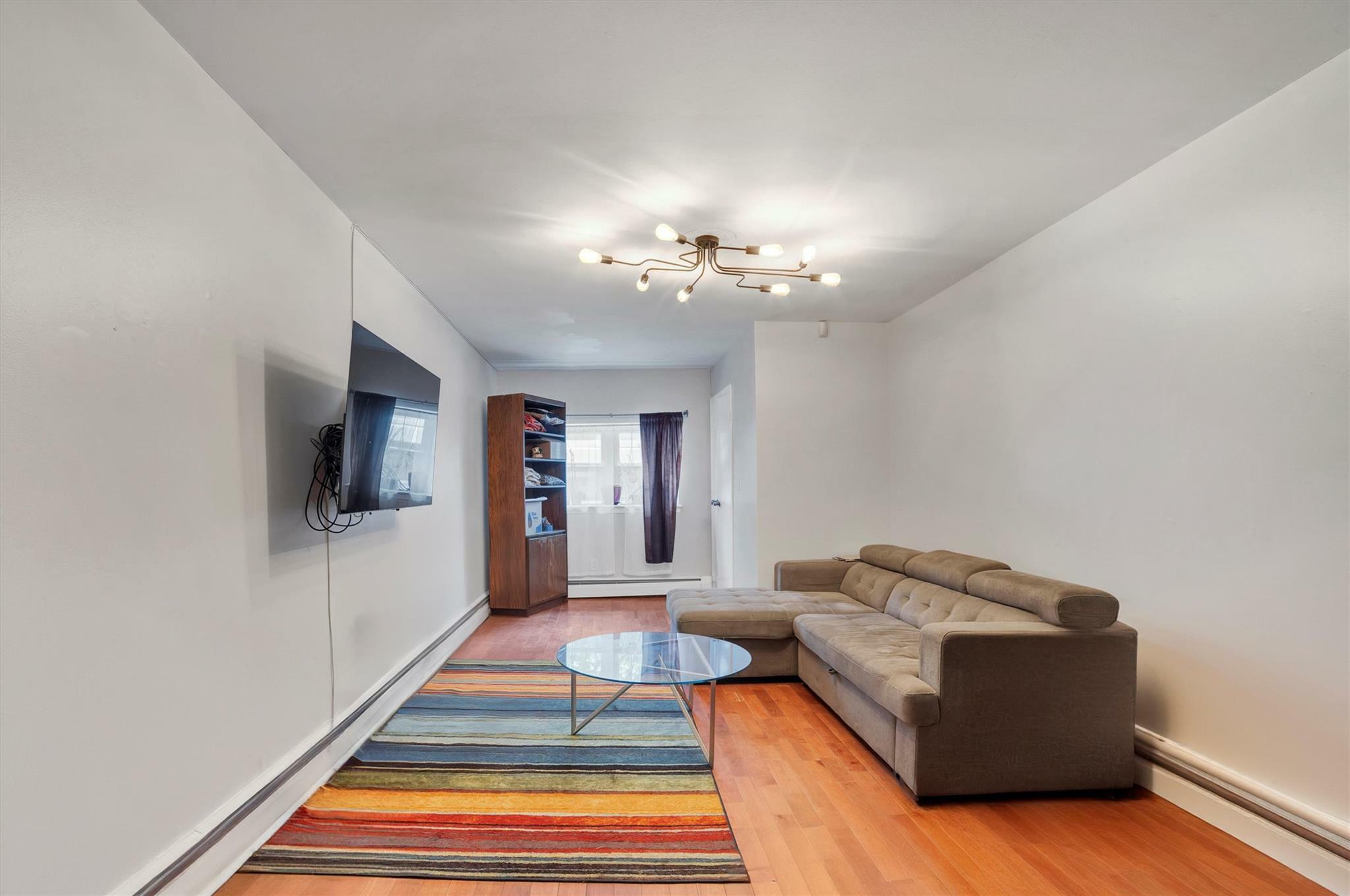 Property Photo:  543 N Terrace Avenue  NY 10552 