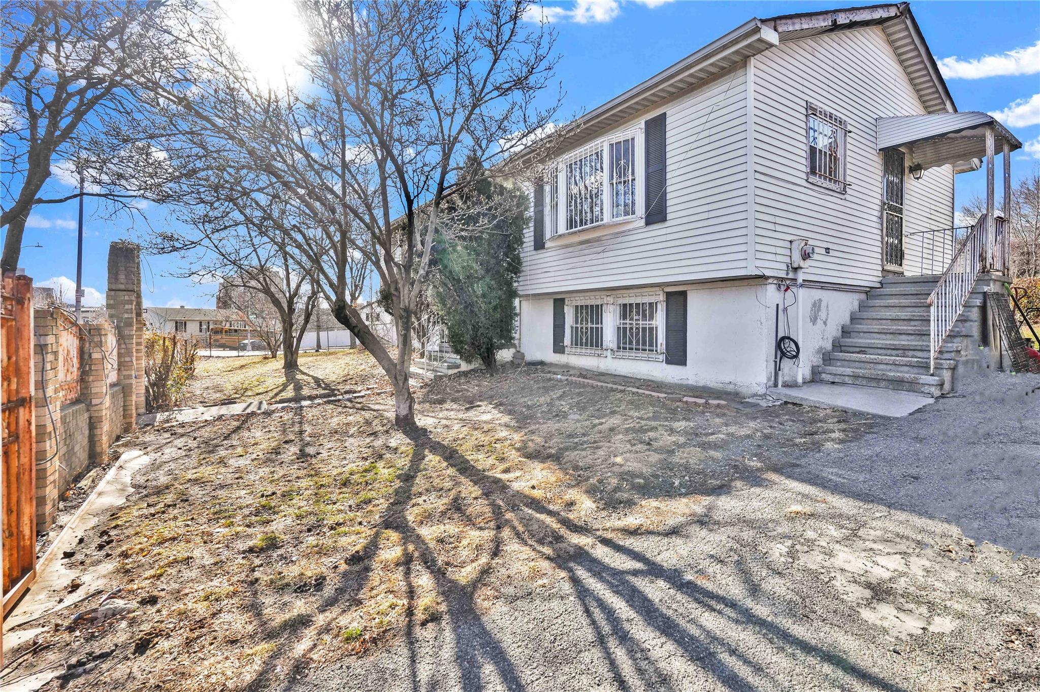 Property Photo: 1455 Seabury Place NY 10460