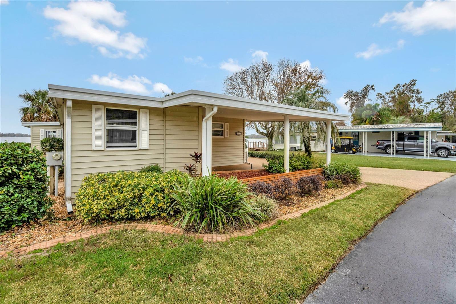 Property Photo: 13 Sunrise Trail FL 34731