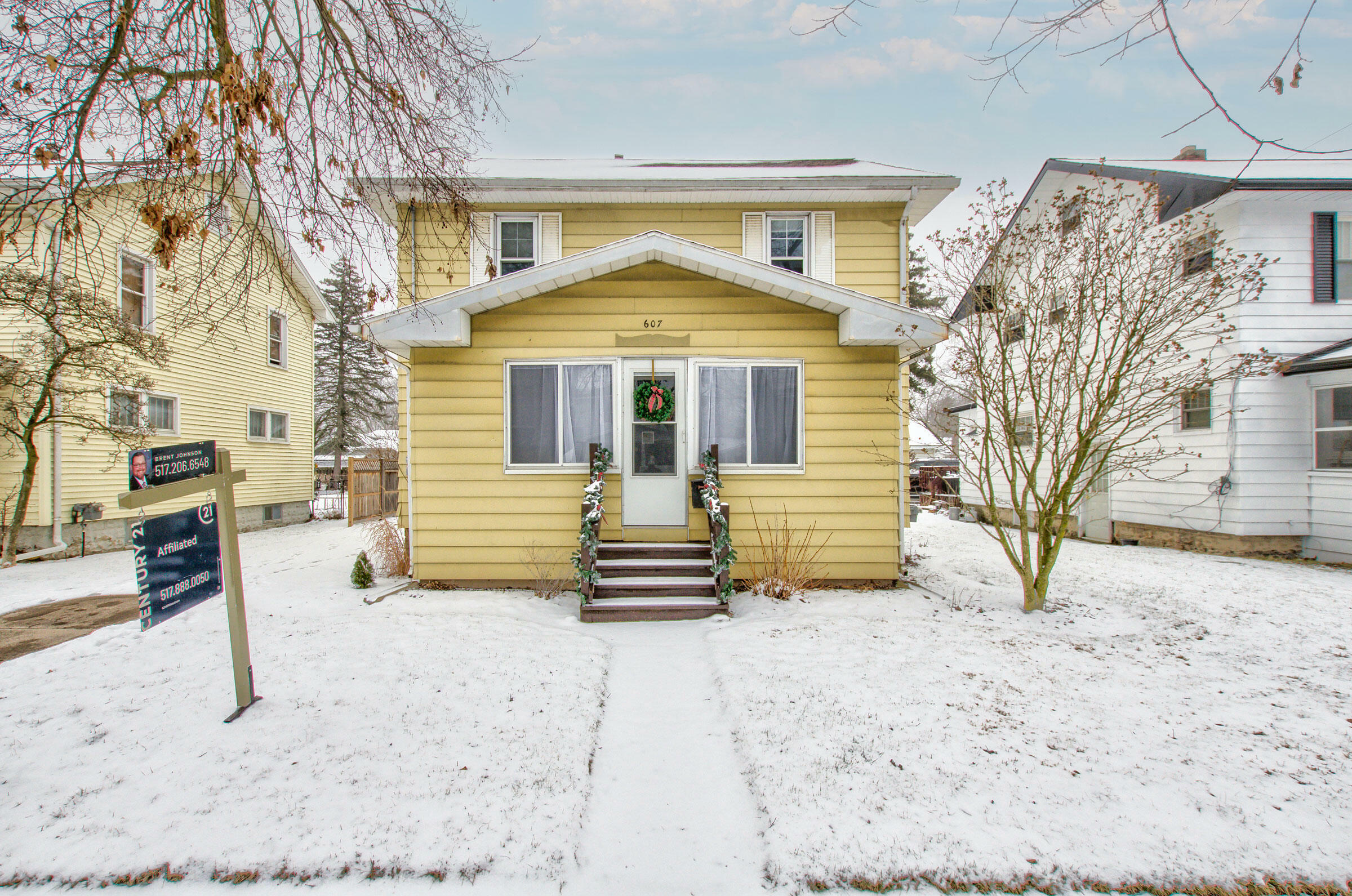 Property Photo:  607 S West Avenue  MI 49203 