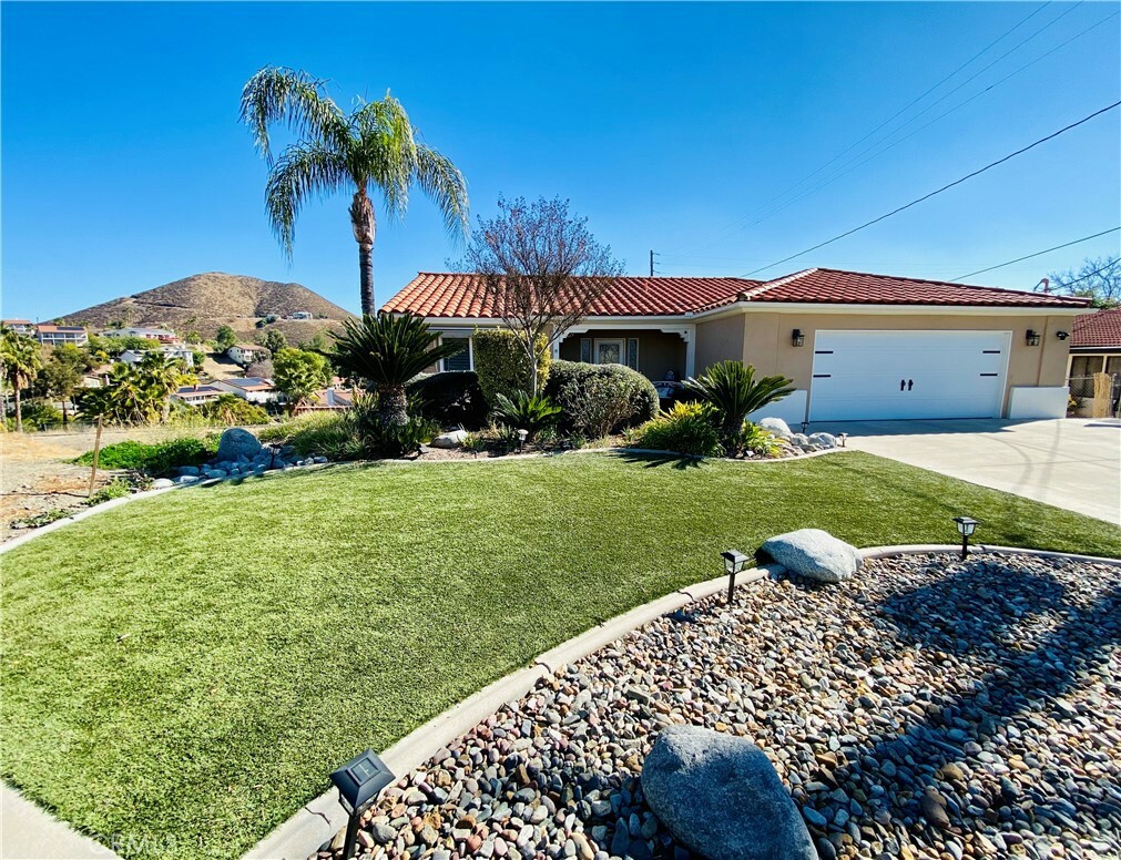 Property Photo:  22761 Granite Dome Place  CA 92587 