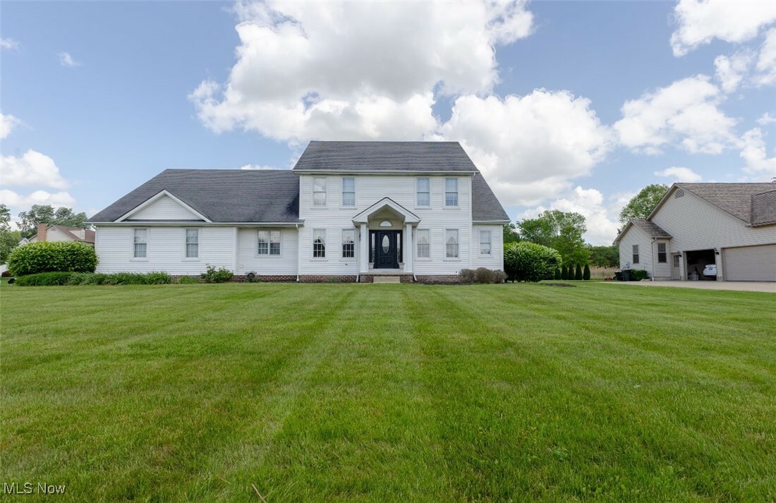 Property Photo: 5420 Cloisters Drive OH 44406