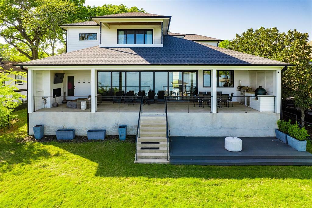 Property Photo: 201 Seaside Drive TX 75156