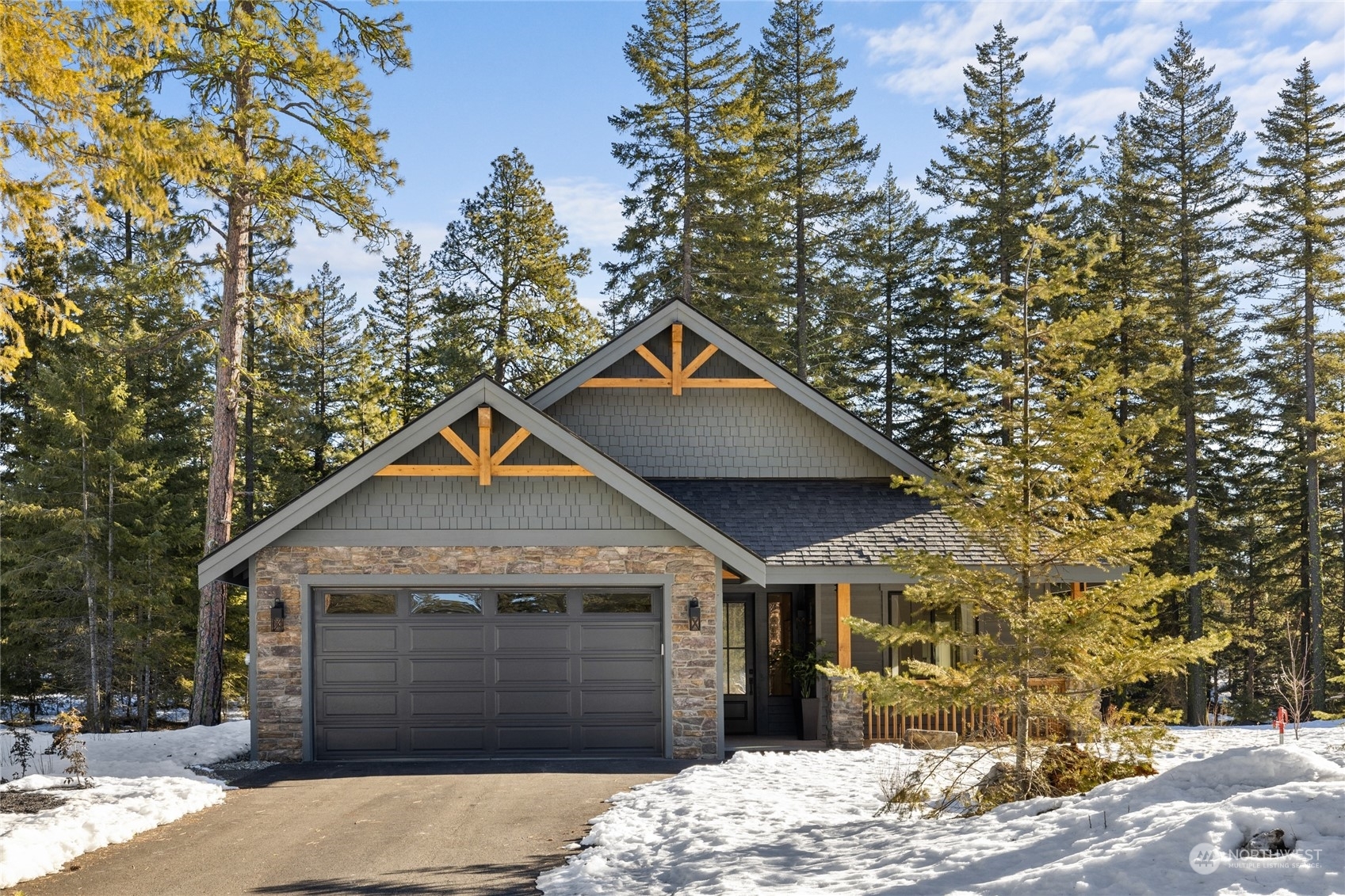 Property Photo: 20 Retreat Place WA 98922
