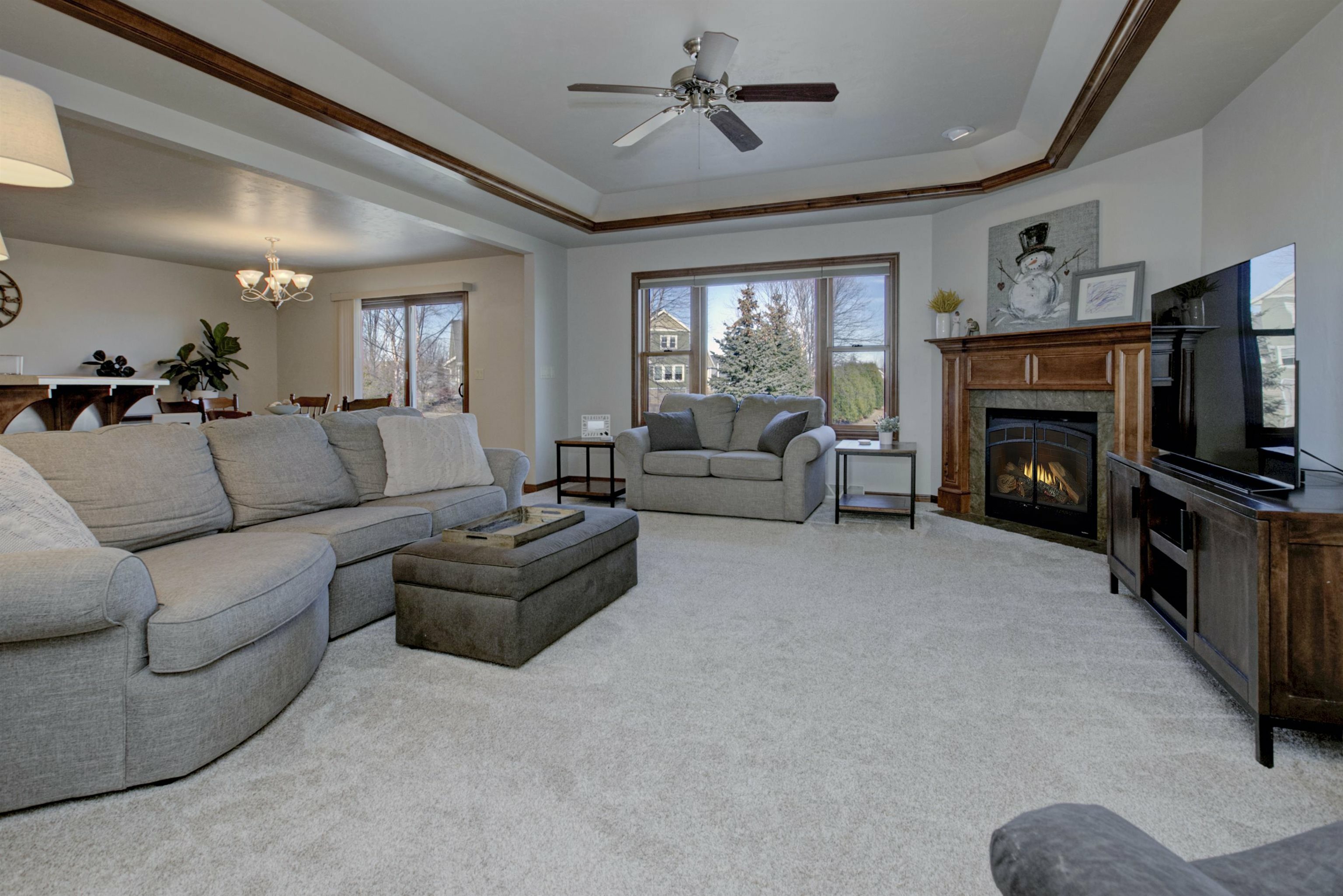 Property Photo:  322 Albert Way  WI 54915-6426 