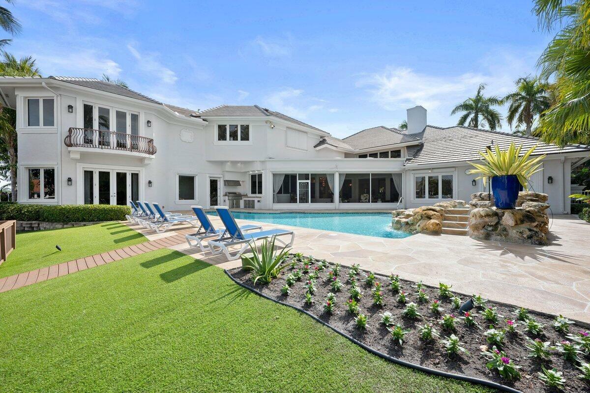 Property Photo: 158 Spyglass Lane FL 33477