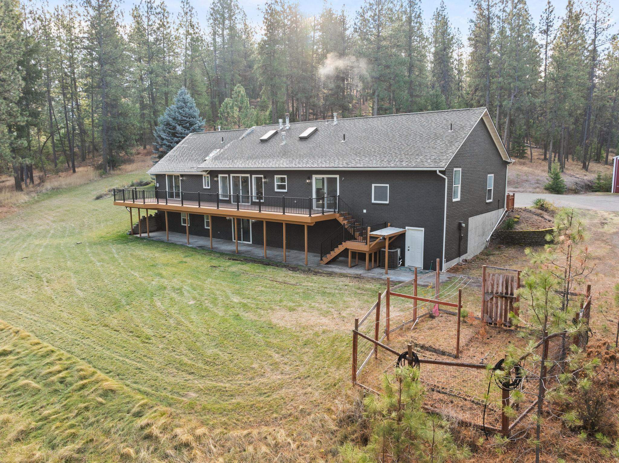 Property Photo:  5523 S SR 27 Hwy  WA 99206 