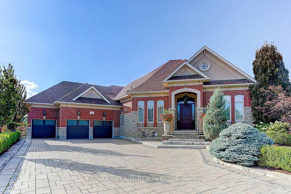 Property Photo:  39 Fiorello Crt  ON L4H 0V4 