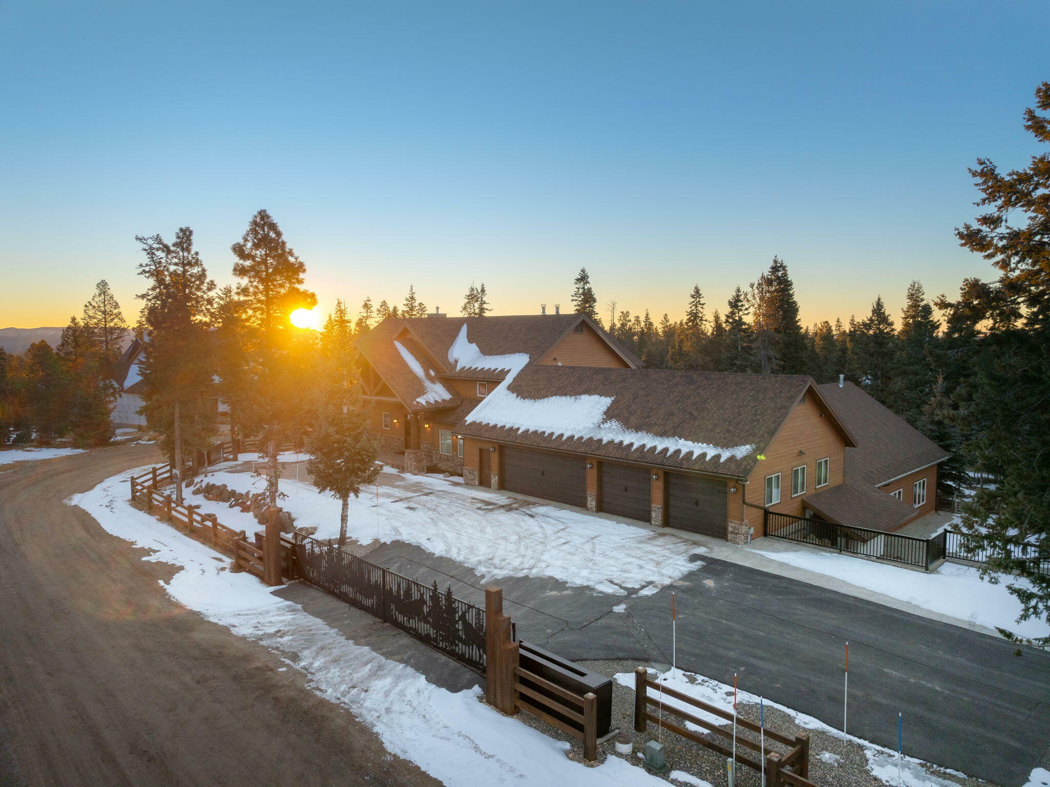 Property Photo: 1460 E Mossberg Rd UT 84762