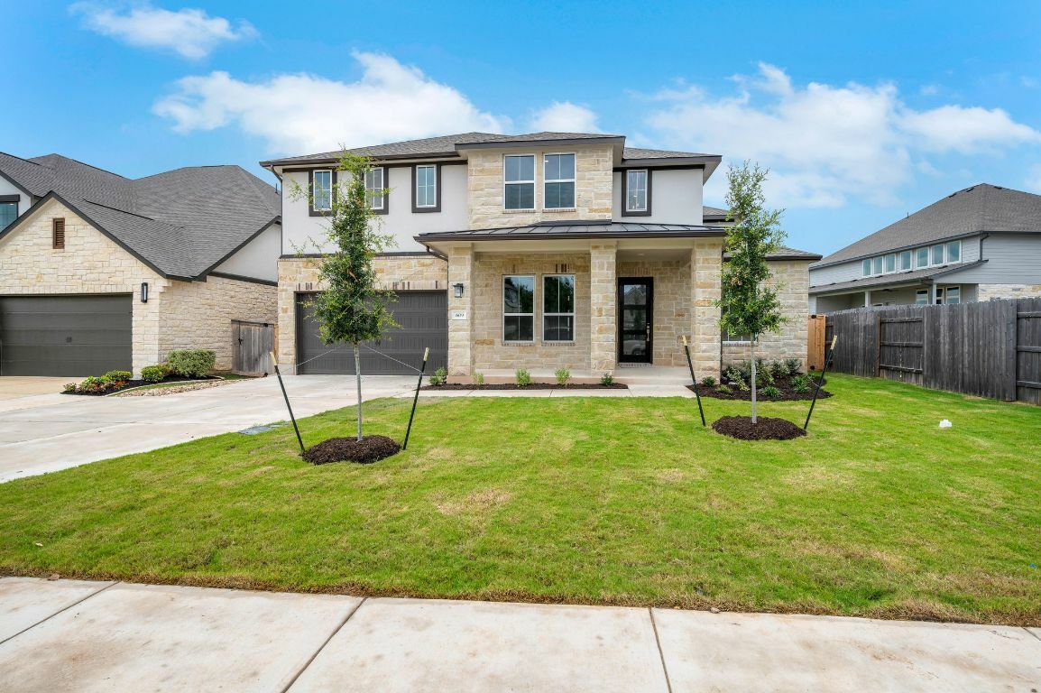 Property Photo: 609 Crescent View Drive TX 78628
