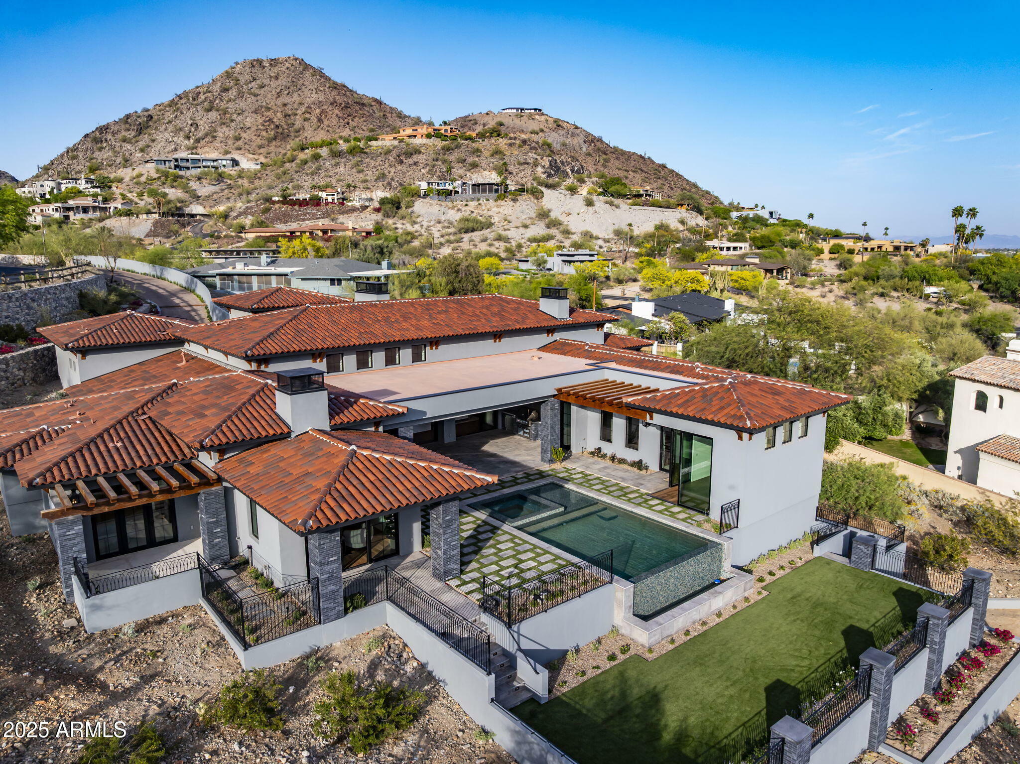 6825 N 39th Place  Paradise Valley AZ 85253 photo