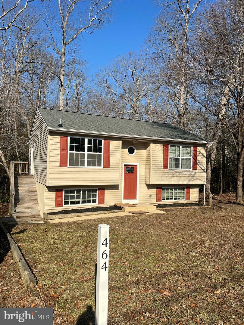 Property Photo: 464 Tumbleweed Trail MD 20657
